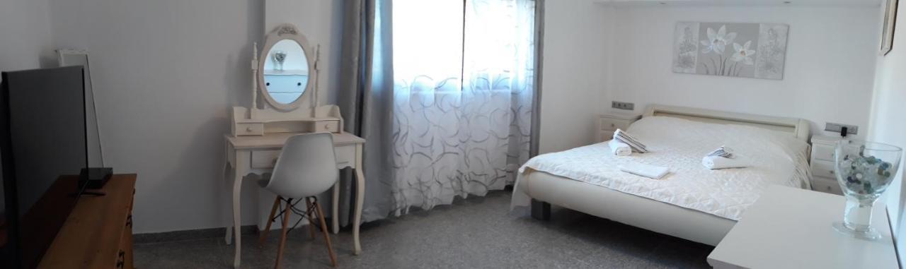 Mario'S House Apartment แวร์จินา ภายนอก รูปภาพ