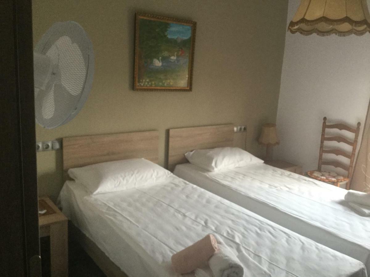 Mario'S House Apartment แวร์จินา ภายนอก รูปภาพ