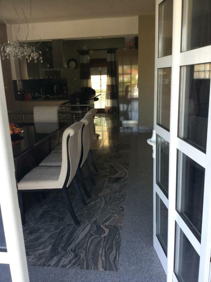 Mario'S House Apartment แวร์จินา ภายนอก รูปภาพ