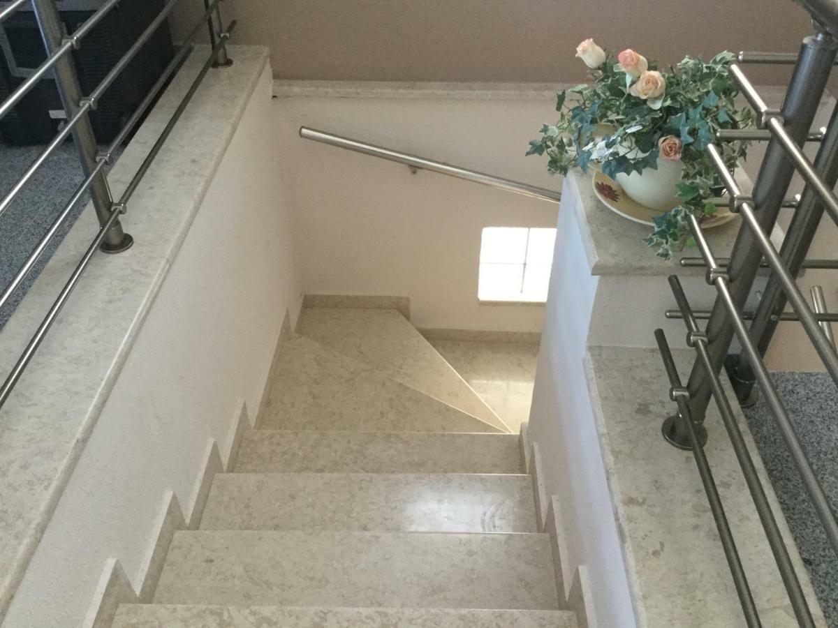 Mario'S House Apartment แวร์จินา ภายนอก รูปภาพ
