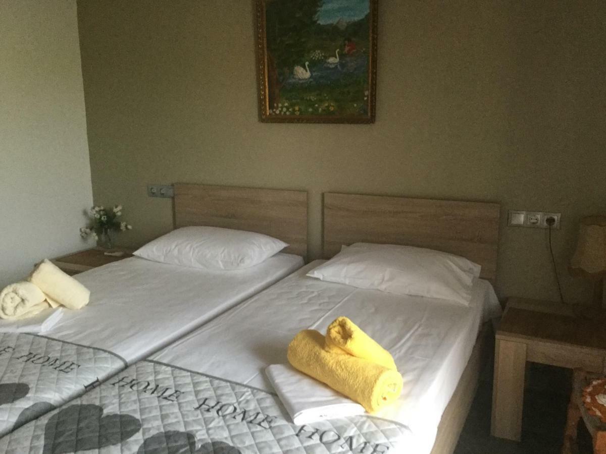 Mario'S House Apartment แวร์จินา ภายนอก รูปภาพ